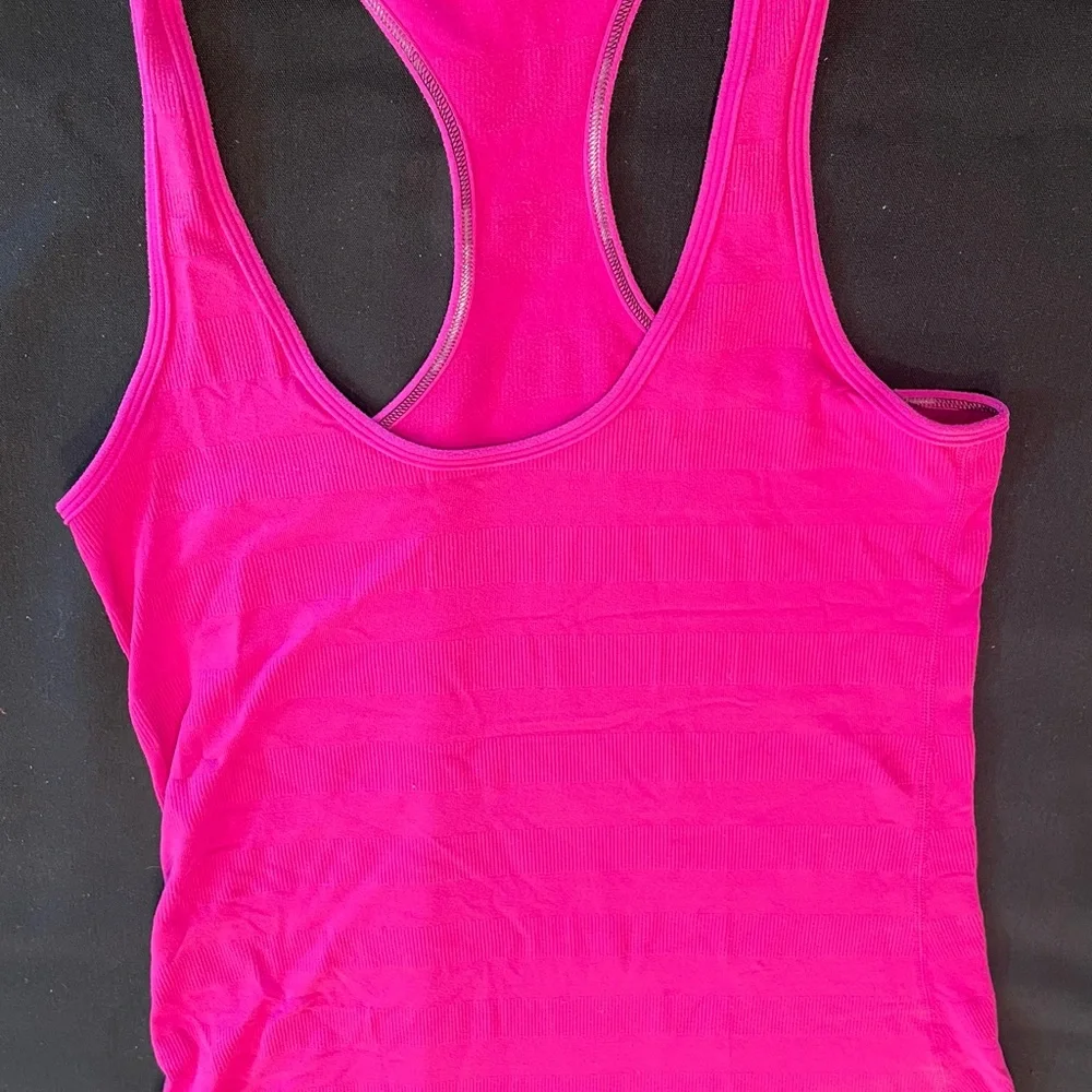Lululemon Paris Pink Racerback Striped Rib. W1940S Size 4 - Picture 6 of 15